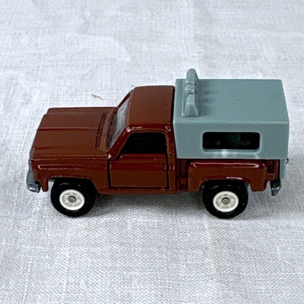 Tomica F44 Chevrolet Truck Brown with Grey Camper Shell 1/62 Diecast Japan